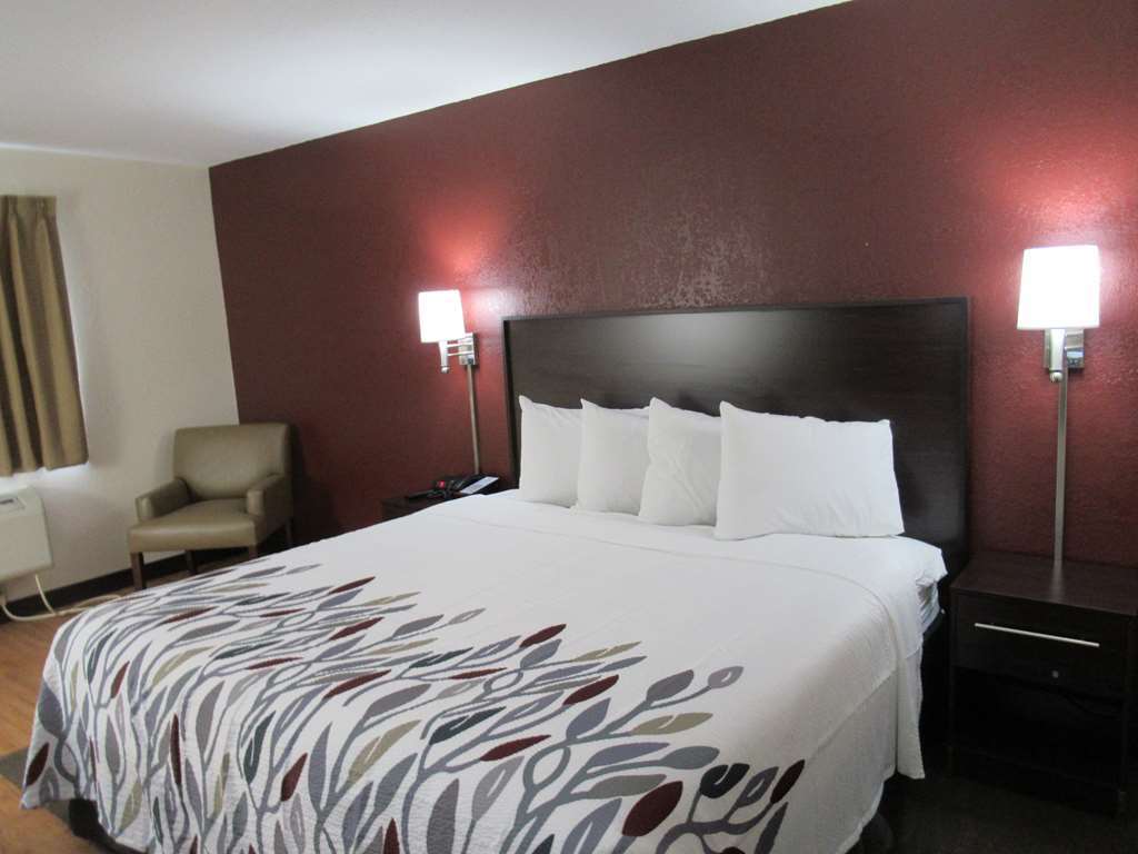 Red Roof Inn Auburn Rum bild