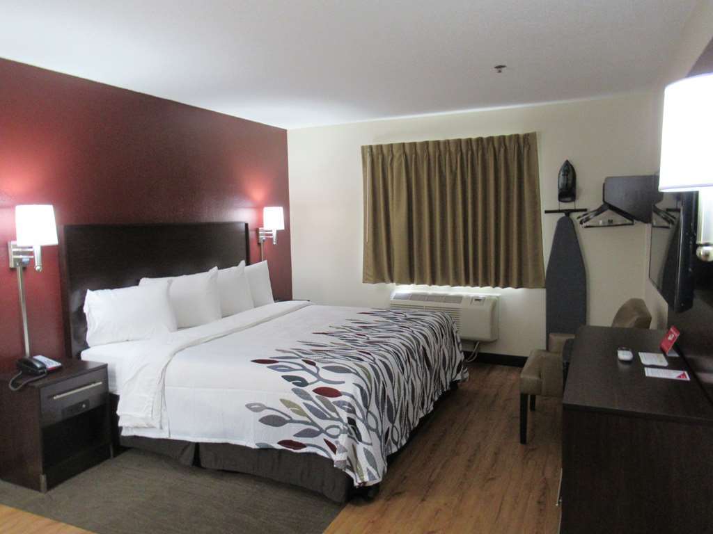 Red Roof Inn Auburn Rum bild